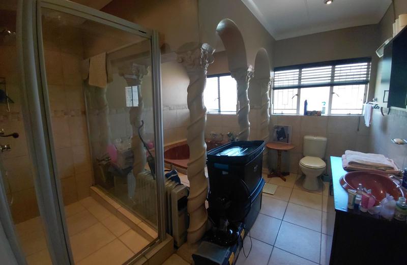 4 Bedroom Property for Sale in Fichardt Park Free State